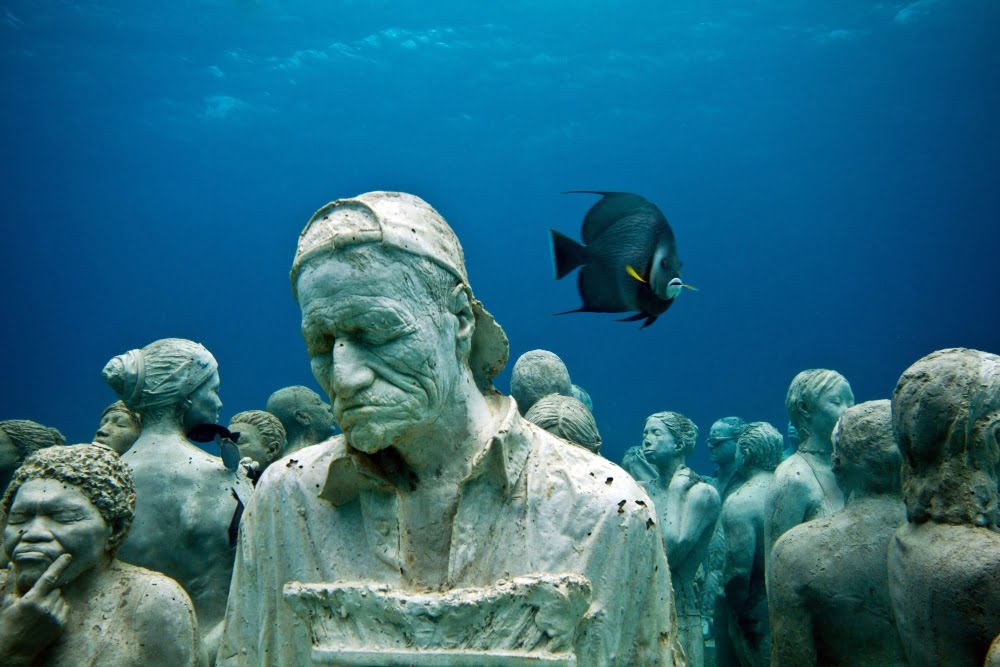 underwater sculpture