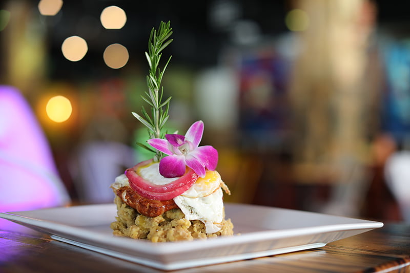 Discover Dominican Sushi (with Plátanos of course) at El Tiesto cafe El Otro Tiesto cafe